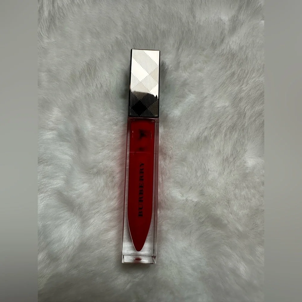 Burberry Glossy Red Lip Color